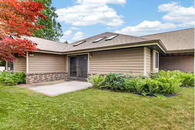 2737  Windepoint Ct #B, Sheboygan, WI 53083 - Photo 33