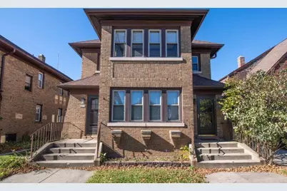 4217 N Newhall St, Shorewood, WI 53211 - Photo 1