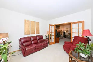 6733 N 108th St, Milwaukee, WI 53224 - Photo 5