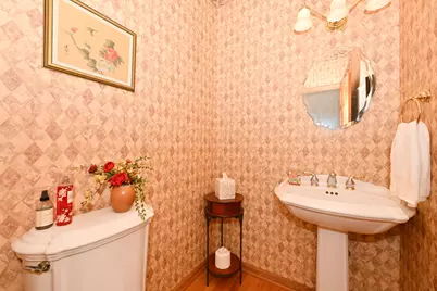 6733 N 108th St, Milwaukee, WI 53224 - Photo 21
