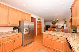 6733 N 108th St, Milwaukee, WI 53224 - Photo 13