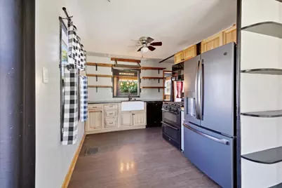 6622 W Bennett Ave, Milwaukee, WI 53219 - Photo 9