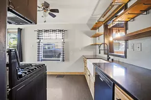 6622 W Bennett Ave, Milwaukee, WI 53219 - Photo 11