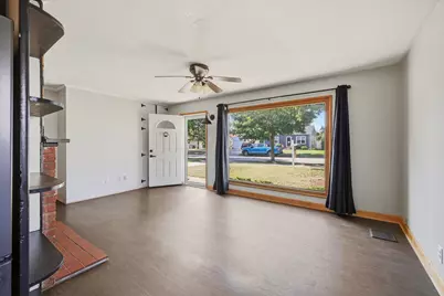 6622 W Bennett Ave, Milwaukee, WI 53219 - Photo 3