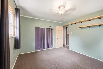 6622 W Bennett Ave, Milwaukee, WI 53219 - Photo 13
