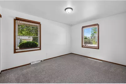 N101W15864  Santa Fe Dr, Germantown, WI 53022 - Photo 13