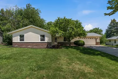N101W15864  Santa Fe Dr, Germantown, WI 53022 - Photo 1