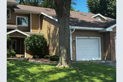 109  Creek Edge Ct, Waunakee, WI 53597 - Photo 3