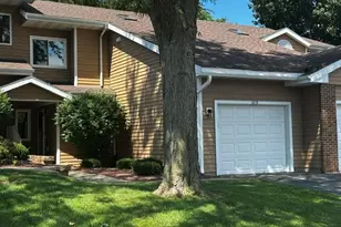 109 Creek Edge Ct, Waunakee, WI 53597 - Photo 3
