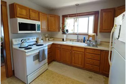 2451 N 65th St, Milwaukee, WI 53213 - Photo 5