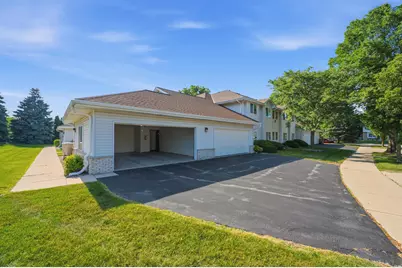 6105 S Creekside Dr #7, Cudahy, WI 53110 - Photo 31