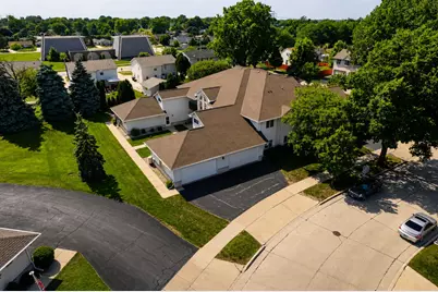 6105 S Creekside Dr #7, Cudahy, WI 53110 - Photo 37