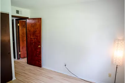N115W17125  Armada Dr #6, Germantown, WI 53022 - Photo 9