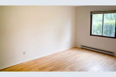 N115W17125  Armada Dr #6, Germantown, WI 53022 - Photo 11