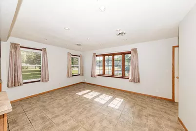 7191 S 37th Pl, Franklin, WI 53132 - Photo 7