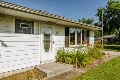 7191 S 37th Pl, Franklin, WI 53132 - Photo 3