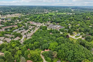 S24W23112 Lookout Dr, Waukesha, WI 53186 - Photo 47