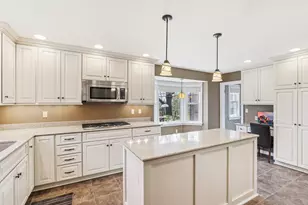 S24W23112 Lookout Dr, Waukesha, WI 53186 - Photo 3