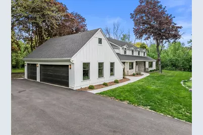 10525 N Fairway Ln, Mequon, WI 53092 - Photo 43