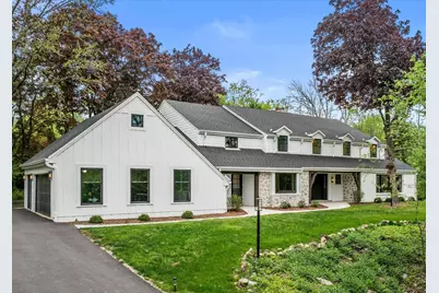 10525 N Fairway Ln, Mequon, WI 53092 - Photo 1