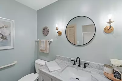 5228  Woodbridge Ln #5228, Greenfield, WI 53221 - Photo 23