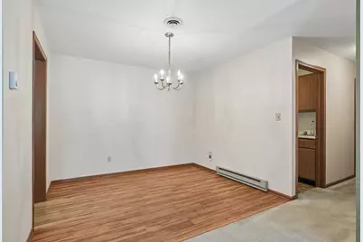 7100  Mariner Dr #103, Racine, WI 53406 - Photo 9