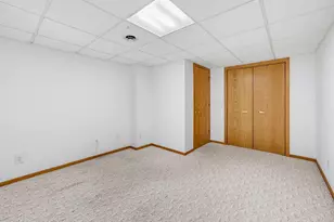 S1W31450 Hickory Hollow Ct, Delafield, WI 53018 - Photo 51