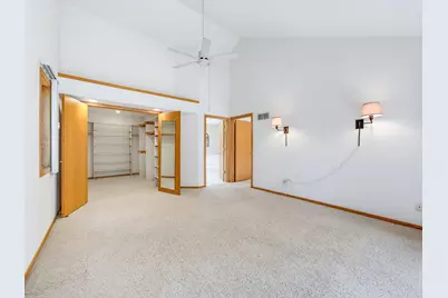 S1W31450  Hickory Hollow Ct, Delafield, WI 53018 - Photo 29