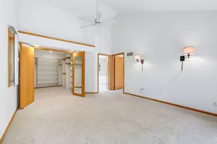 S1W31450 Hickory Hollow Ct, Delafield, WI 53018 - Photo 29
