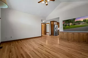 2925 Youngdale Ave, Campbell, WI 54603 - Photo 7