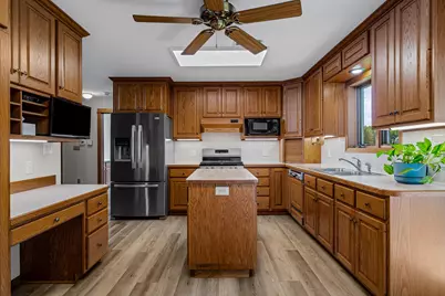 2925  Youngdale Ave, Campbell, WI 54603 - Photo 9