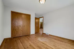 2925 Youngdale Ave, Campbell, WI 54603 - Photo 13