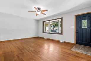 10849 W Derby Ave, Wauwatosa, WI 53225 - Photo 5
