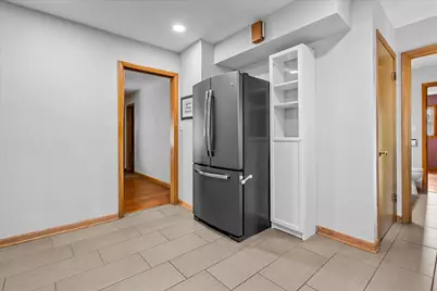 10849 W Derby Ave, Wauwatosa, WI 53225 - Photo 13