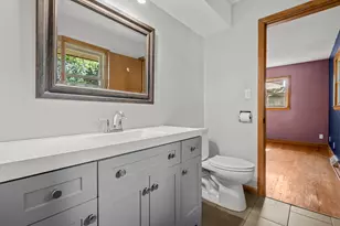 10849 W Derby Ave, Wauwatosa, WI 53225 - Photo 21