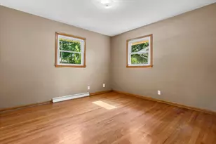 10849 W Derby Ave, Wauwatosa, WI 53225 - Photo 15