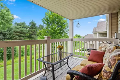 21890 N Weather Edge Cir #H, Lannon, WI 53046 - Photo 3