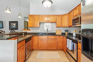 21890 N Weather Edge Cir, Lannon, WI 53046 - Photo 5