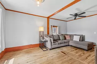 6214 W Stevenson St, Milwaukee, WI 53213 - Photo 9