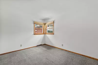 5445 S Nicholson Ave, Cudahy, WI 53110 - Photo 13