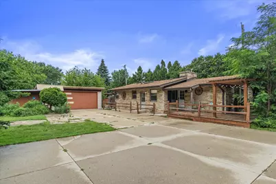 5445 S Nicholson Ave, Cudahy, WI 53110 - Photo 1