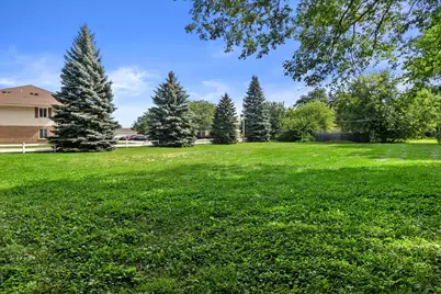 5445 S Nicholson Ave, Cudahy, WI 53110 - Photo 3