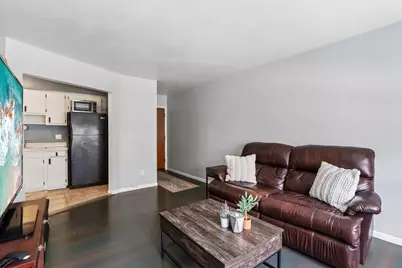 3119 S 122nd St #5, West Allis, WI 53227 - Photo 5