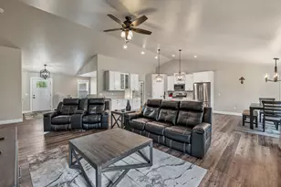 W4095 Thornwood Dr, Taycheedah, WI 53049 - Photo 15