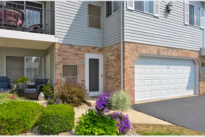 1117 N Sunnyslope Dr #202, Racine, WI 53406 - Photo 1