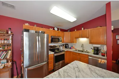 1117 N Sunnyslope Dr #202, Racine, WI 53406 - Photo 5