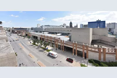 606 W Wisconsin Ave #405, Milwaukee, WI 53203 - Photo 27