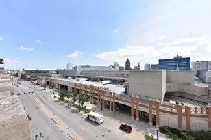 606 W Wisconsin Ave, Milwaukee, WI 53203 - Photo 27