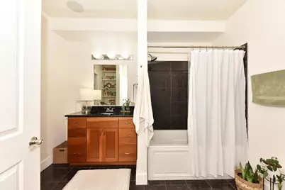 606 W Wisconsin Ave #405, Milwaukee, WI 53203 - Photo 15