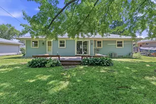 709 Memorial Dr, Kewaskum, WI 53040 - Photo 23